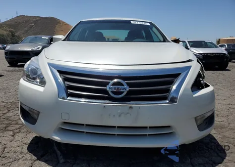2013 Nissan Altima 2.5 from USA, damaged, VIN 1N4AL3AP7DN521613